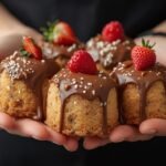 Pessoa brasileira trabalhando em ambiente digital profissional para ilustrar Como vender doces gourmet para empresas e eventos pequenos.
